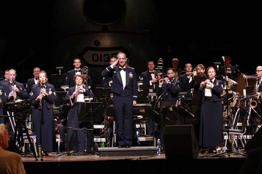 Major R. Michael Mench will conduct the United States Air Force Band of Flight in their annual “Hearts, Heroes and Heritage” concert at the National Museum of the United States Air Force on Feb. 11, at 7:30 p.m. (Courtesy photo)