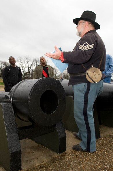 VICKSBURG, Miss. - Bruce Stewart, Barksdale Air Force Base historian, speaks to a group of chief master sergeants and chief selects about the cannon soldiers used during the Civil War in Vicksburg, Miss., Jan 26. The Air Force Global Strike Command welcomed its new chiefs by sending them on a tour of Vicksburg. During the tour, Stewart explained to the chiefs and chief selects how senior NCOs motivated their men back in the Civil War era. (U.S. Air Force photo/Airman 1st Class Benjamin Gonsier)(RELEASED)
