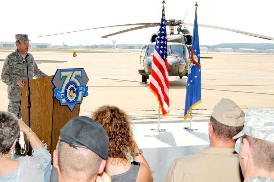 U.S. Air Force Lt. Col. Corey Hummel, 3d Weather Squadron’s new commander, speaks to the audience after assuming command during the 3d WS’s change of command ceremony at Fort Hood, Texas, June 26, 2012. Hummel spoke on how he wants to learn from the professionals of the 3d WS while in command of the unit. (U.S. Air Force photo by Staff Sgt. Joshua J. Garcia/Released) 