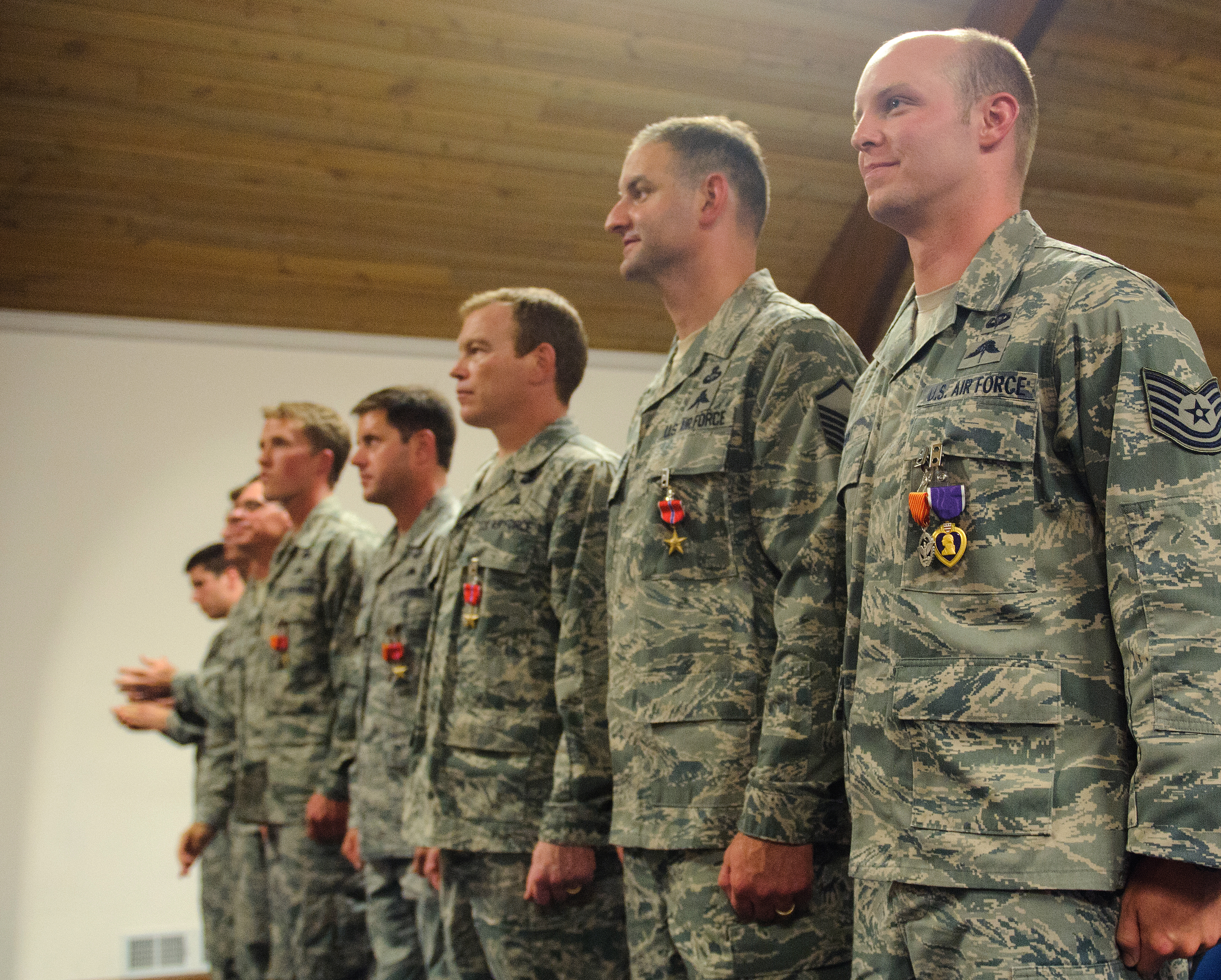 Commander of Air Force Special Operations presents Purple Heart