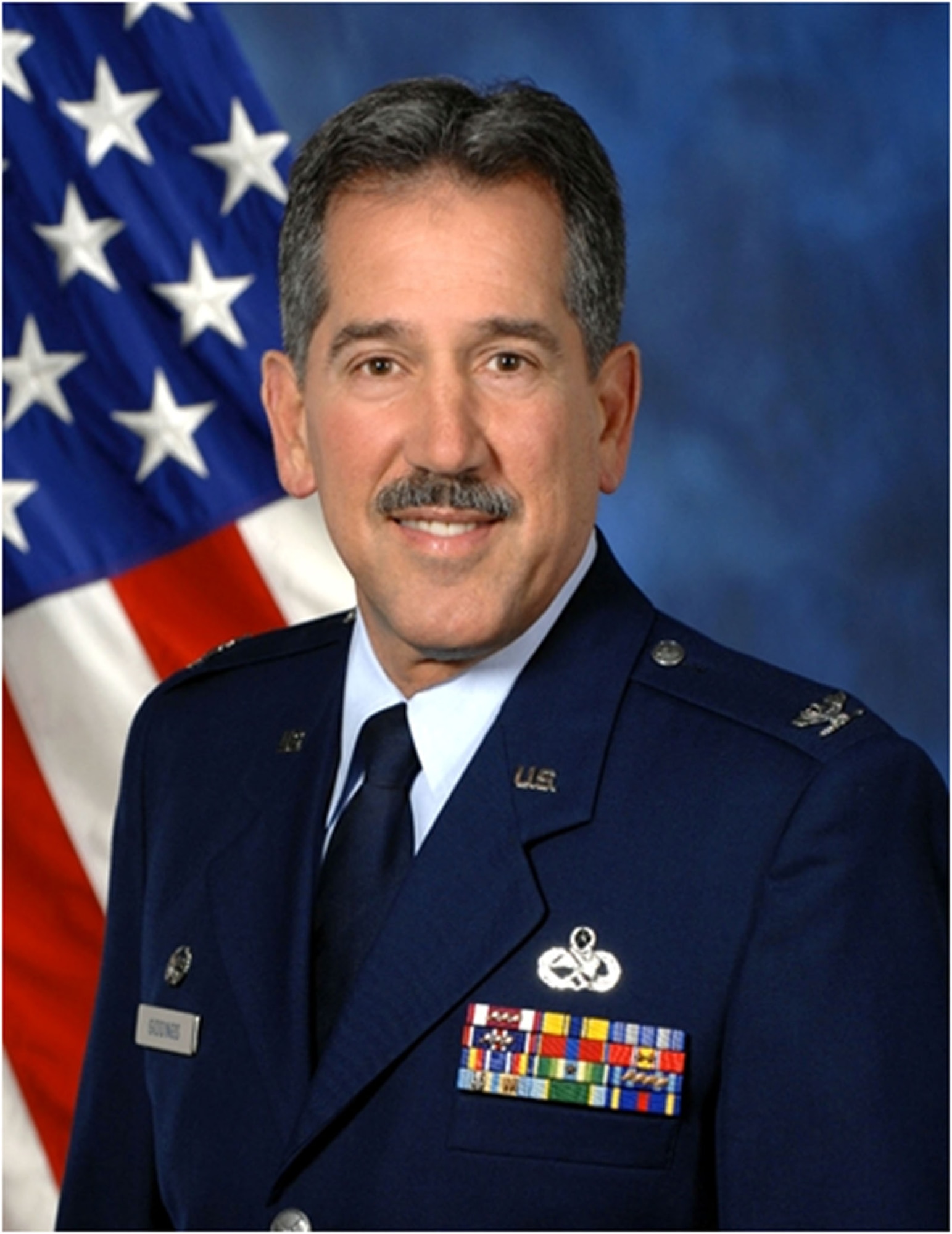 Col. Melvin Giddings (U.S. Air Force photo)