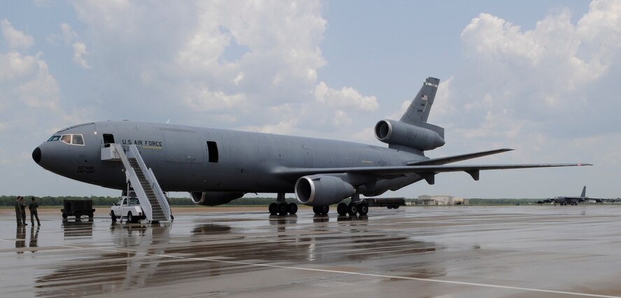 KC-10A Extender aircrew members prepare to transport A-10 Thunderbolt II aircrew from the 917th Fighter Group to Hickam Air Force Base, Hawaii from Barksdale AFB, La., July 6. The A-10 aircrew are participating in an upcoming exercise at Hickam. The aircraft can transport up to 75 people and nearly 170,000 pounds of cargo a distance of about 4,400 miles unrefueled. (U.S. Air Force photo/Airman 1st Class Joseph A. Pagán Jr.)(RELEASED)