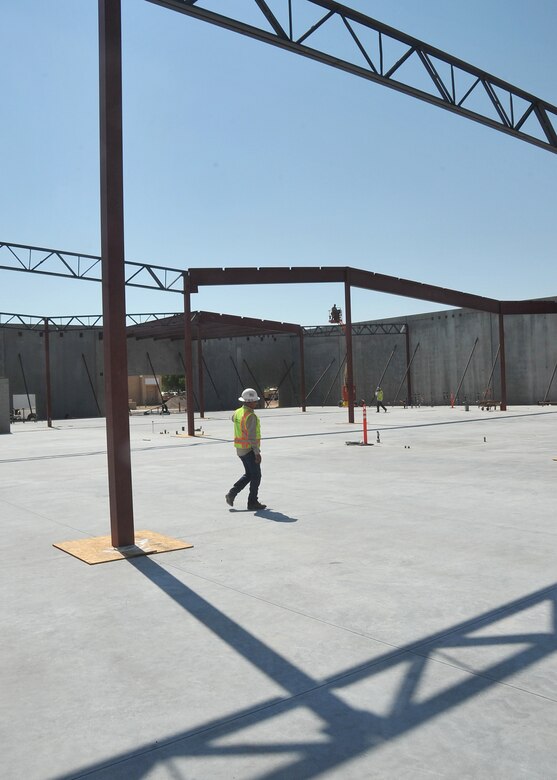 kirtland afb clothing sales