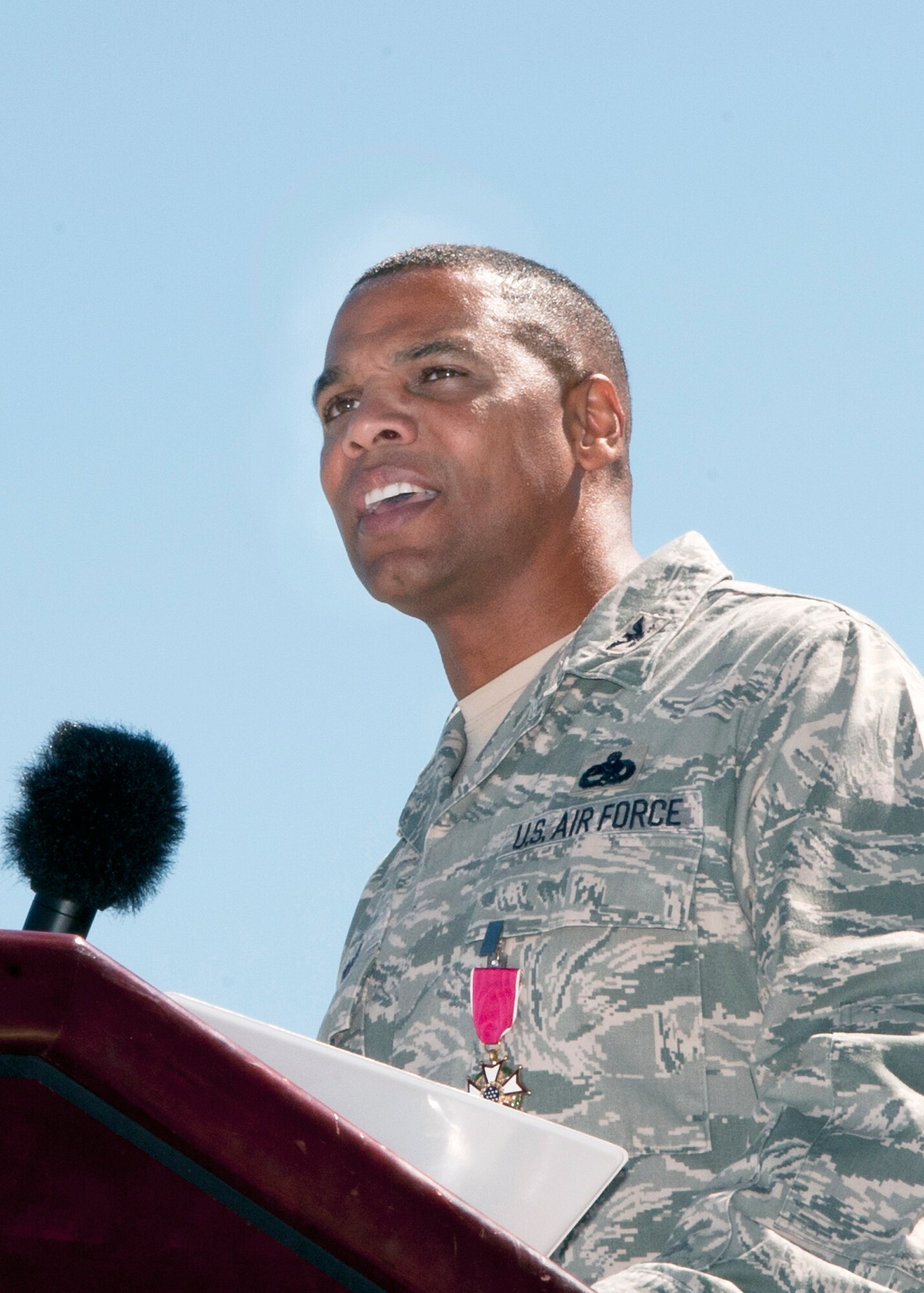Col. David Coley, former 60th MXG commander, addresses his Airmen Tuesday for the last time as the MXG commander. Coley will be moving his family to Washington, D.C. where he will have a new job at the Pentagon. (U.S. Air Force photo/T.C. Perkins)