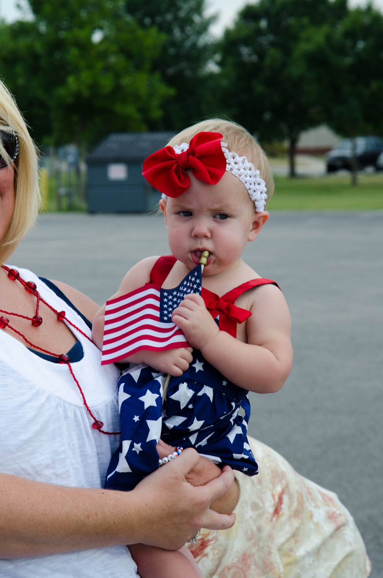 Members of the 139th Civil Engineering Squadron return home from Guantanamo to the 139th Airlift Wing, St. Joseph, Mo., Thursday July 12, 2012. (Air National Guard photo by Senior Airman Kelsey Stuart/Released)