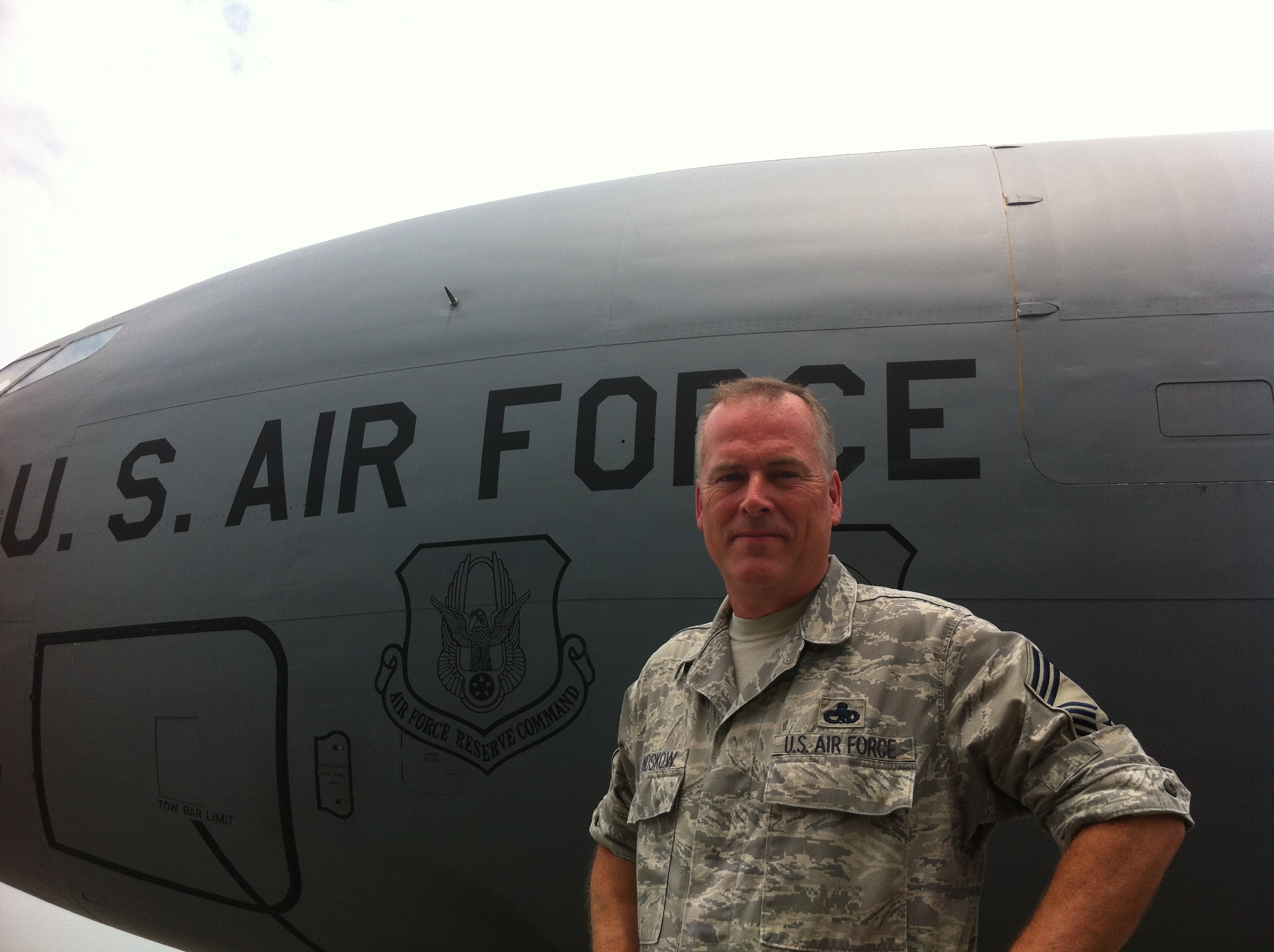 More than just an E-9; Chief retires after 37 years > 459th Air