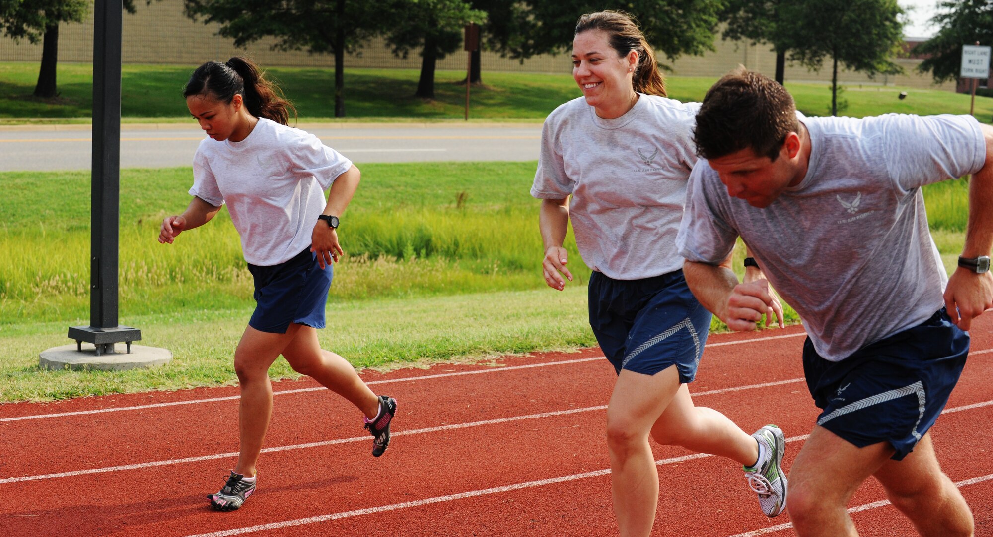 Participants of the Health and Wellness Center’s running clinic begin a quarter-mile run July 9 at Langley Air Force Base, Va. A runner’s footwear plays a key part in the prevention of ankle, lower back and knee injuries. (U.S. Air Force photo by Airman 1st Class Austin Harvill/Released)