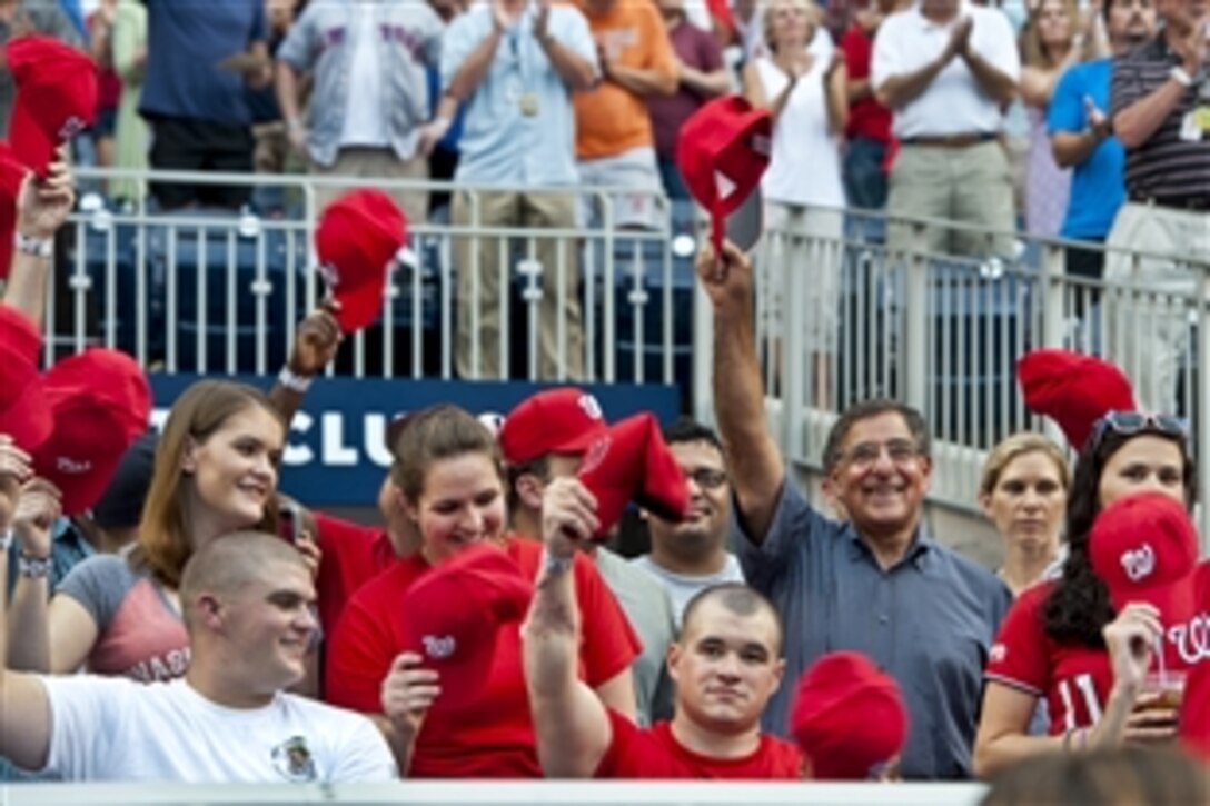 Washington Nationals salute women in the military