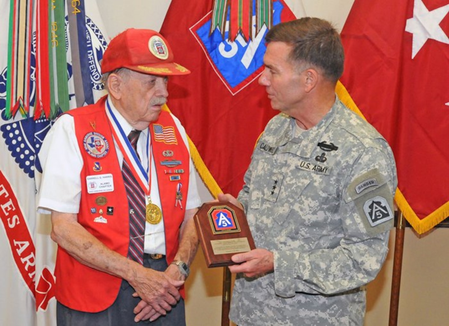 Army North CG recognizes San Antonio WWII veteran for his service to ...