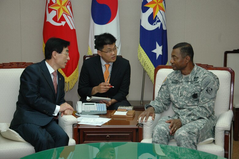 Lt. Gen. Thomas Bostick, Chief of U.S. Army Engineers and Commanding General of the U.S. Army Corps of Engineers, meets with Vice Minister of National Defense Lee Young-geol July 17 during Bostick’s visit to the Republic of Korea July 16-17.  During his two-day visit, Bostick met with U.S. and Korean military officials and toured the multi-billion dollar construction project at U.S. Army Garrison Humphreys, about 40 miles south of Seoul. Bostick's visit to the Corps of Engineers Far East District in Korea was his first since assuming command May 22.  The Corps of Engineers has about 37,600 military and civilian personnel providing project management and construction support in more than 100 countries. U.S. Army photo by Jason Chudy.