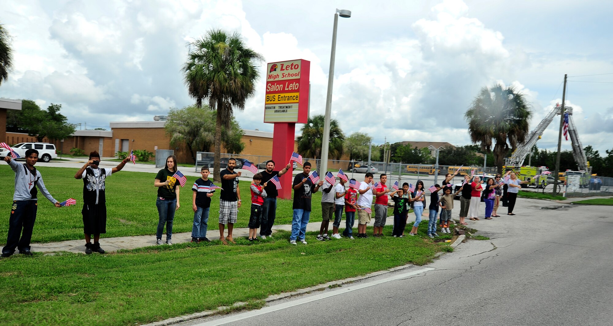 Local Sheriff's provide hero's final ride home > MacDill Air Force Base