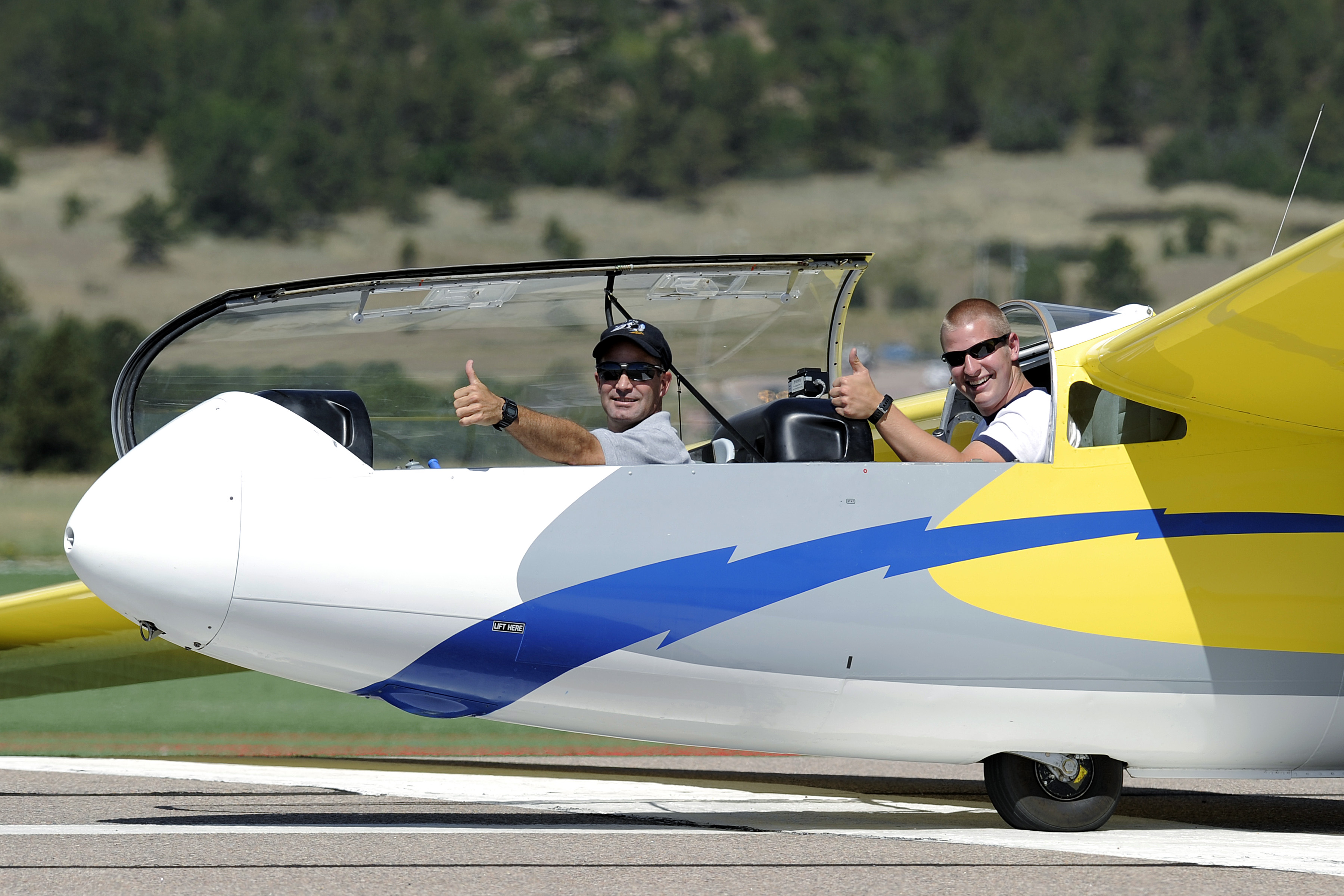 NEW SAILPLANE Academy gliders offer some safety advantages > Torch