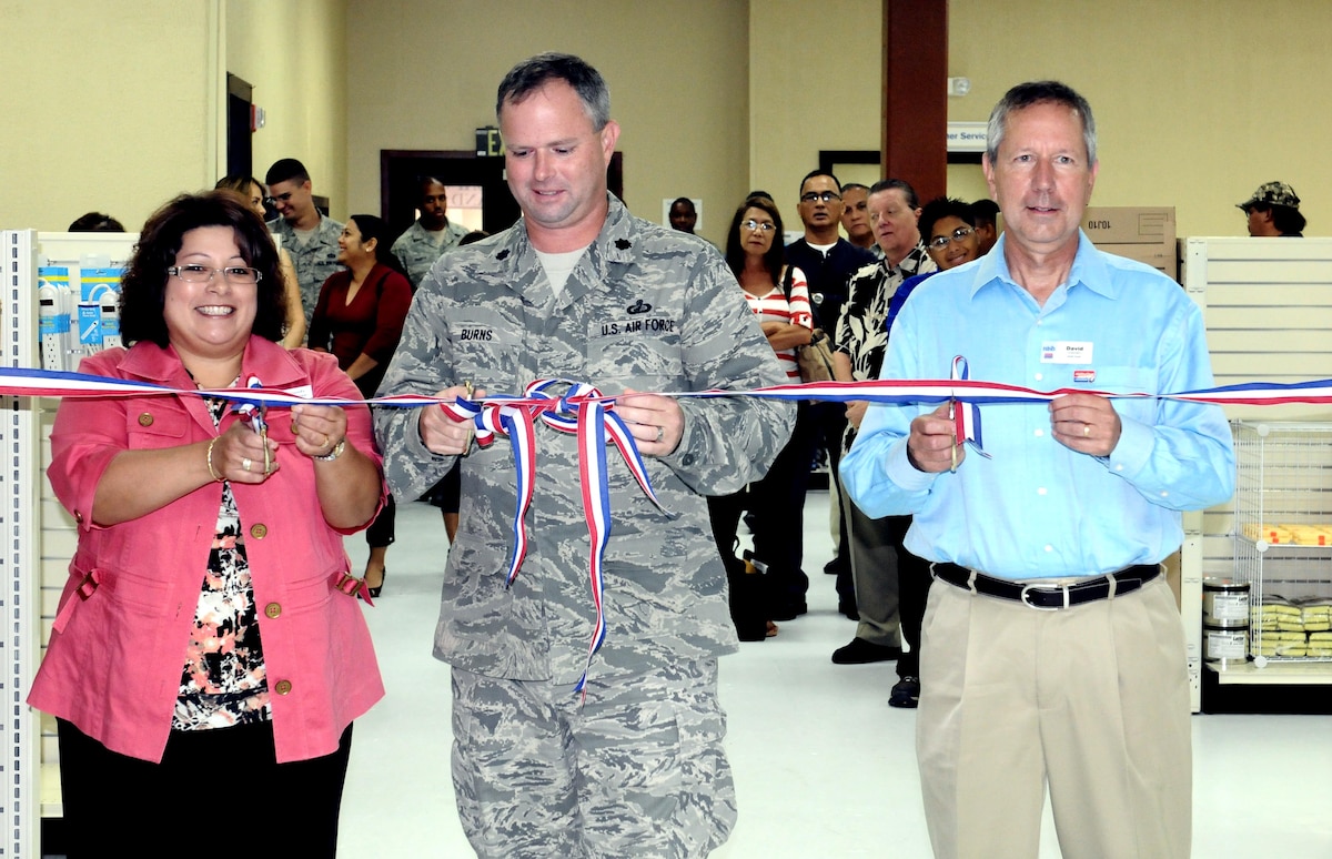 Grand Opening ServMart > Andersen Air Force Base > Features