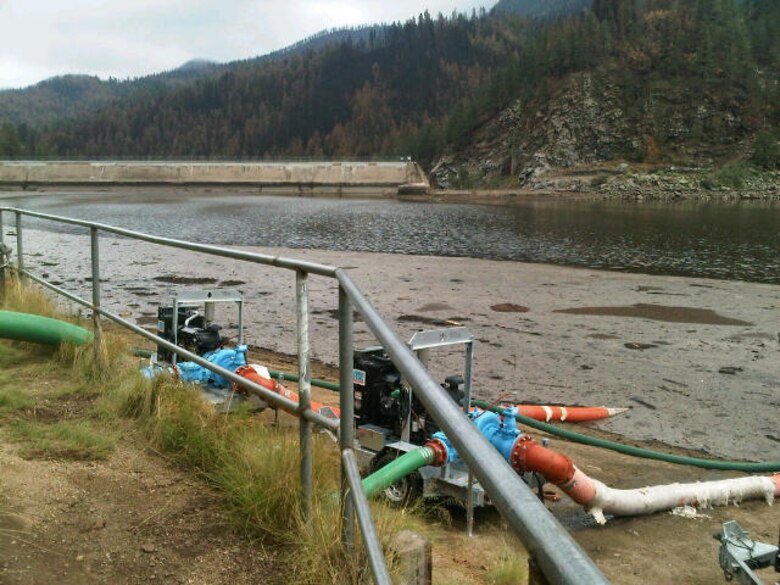 Pumps pull water to help lower Bonito Lake.