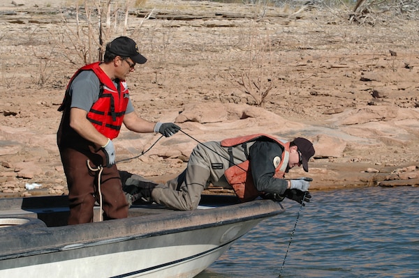 What do Santa Rosa Lake, the New Mexico Department of Game and Fish and the popular television show, Dirty Jobs, have in common?  The answer:  Fish Squeezing!   