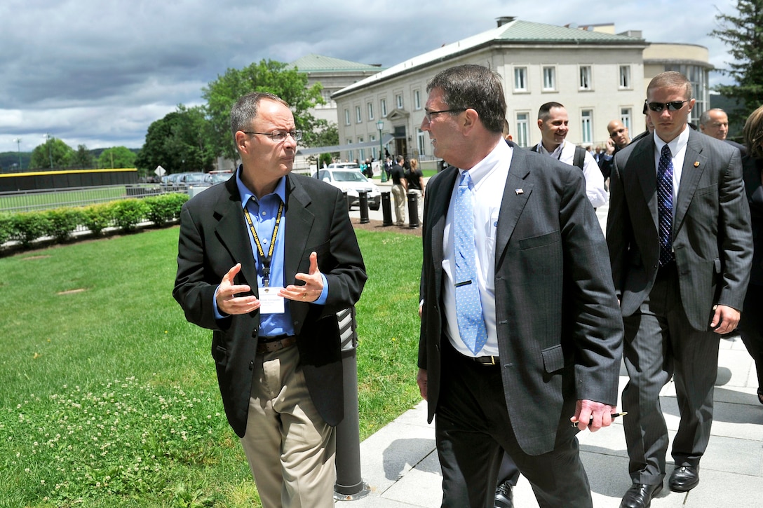 Deputy Defense Secretary Ashton B. Carter Walks With Army Gen. Keith B ...