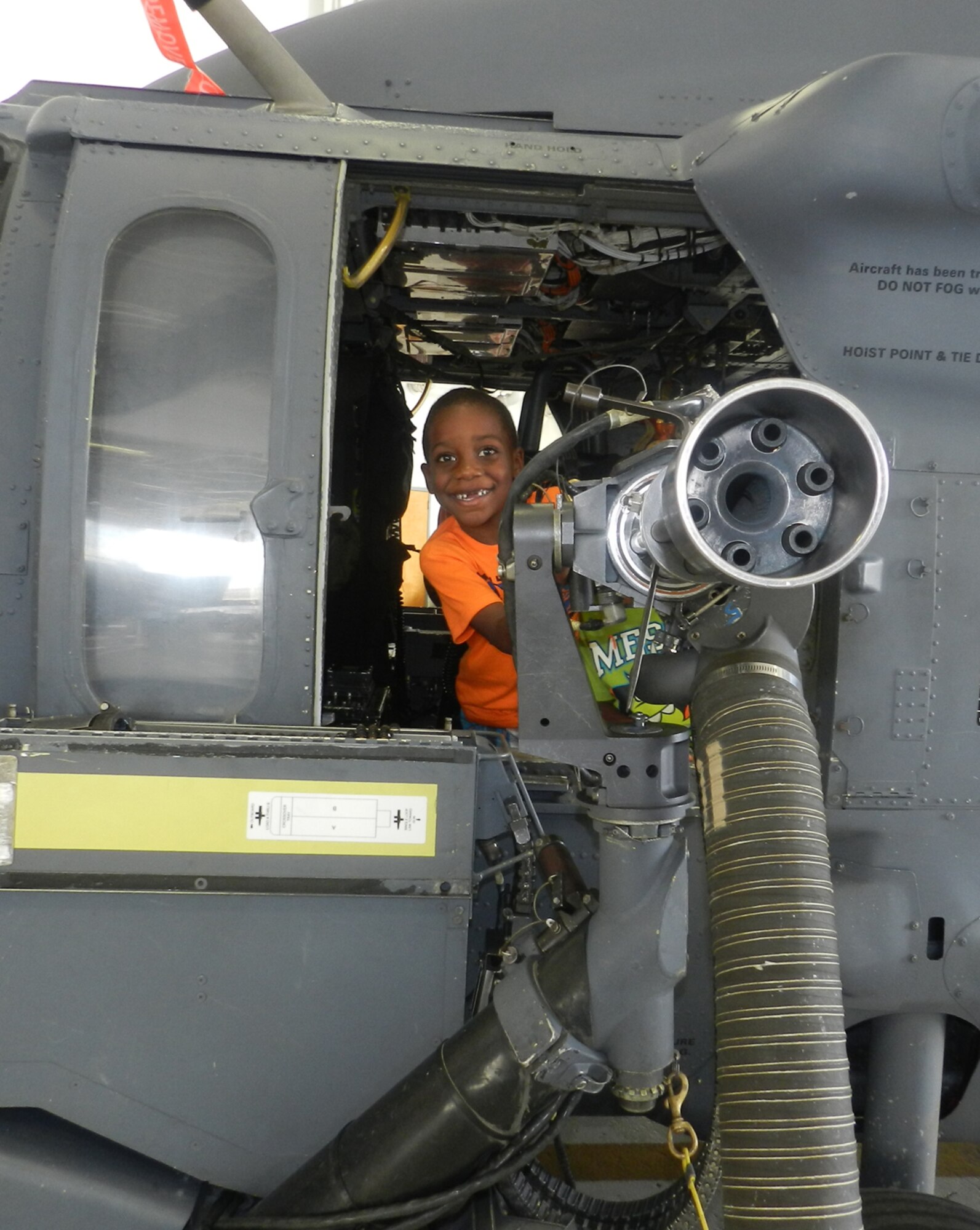Approximately 700 Family members and civilian employers of 920th Rescue Wing Air Force Reservists at Patrick Air Force Base, Fla., enjoyed a wing open house and appreciation picnic for their support and role in national defense. For Air Force Reservists to successfullly serve their nation, it takes the support and flexibility of not only their families, but their civilian employer. Aircraft, rescue equipment and Airmen were on hand as part of a showcase June 2. (U.S. Air Force photo/Capt. Cathleen Snow)