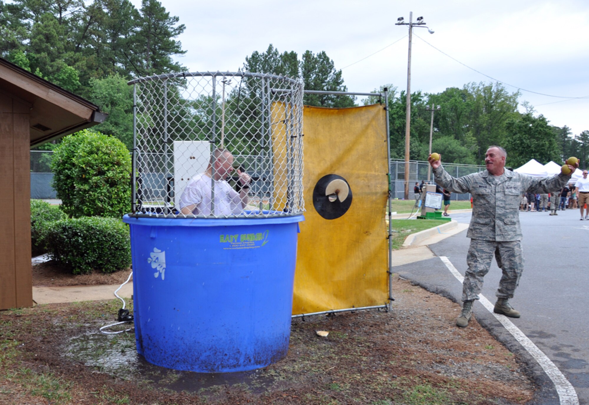 Dobbins, others participate in Braves' July 4th celebration > Dobbins Air  Reserve Base > Article Display