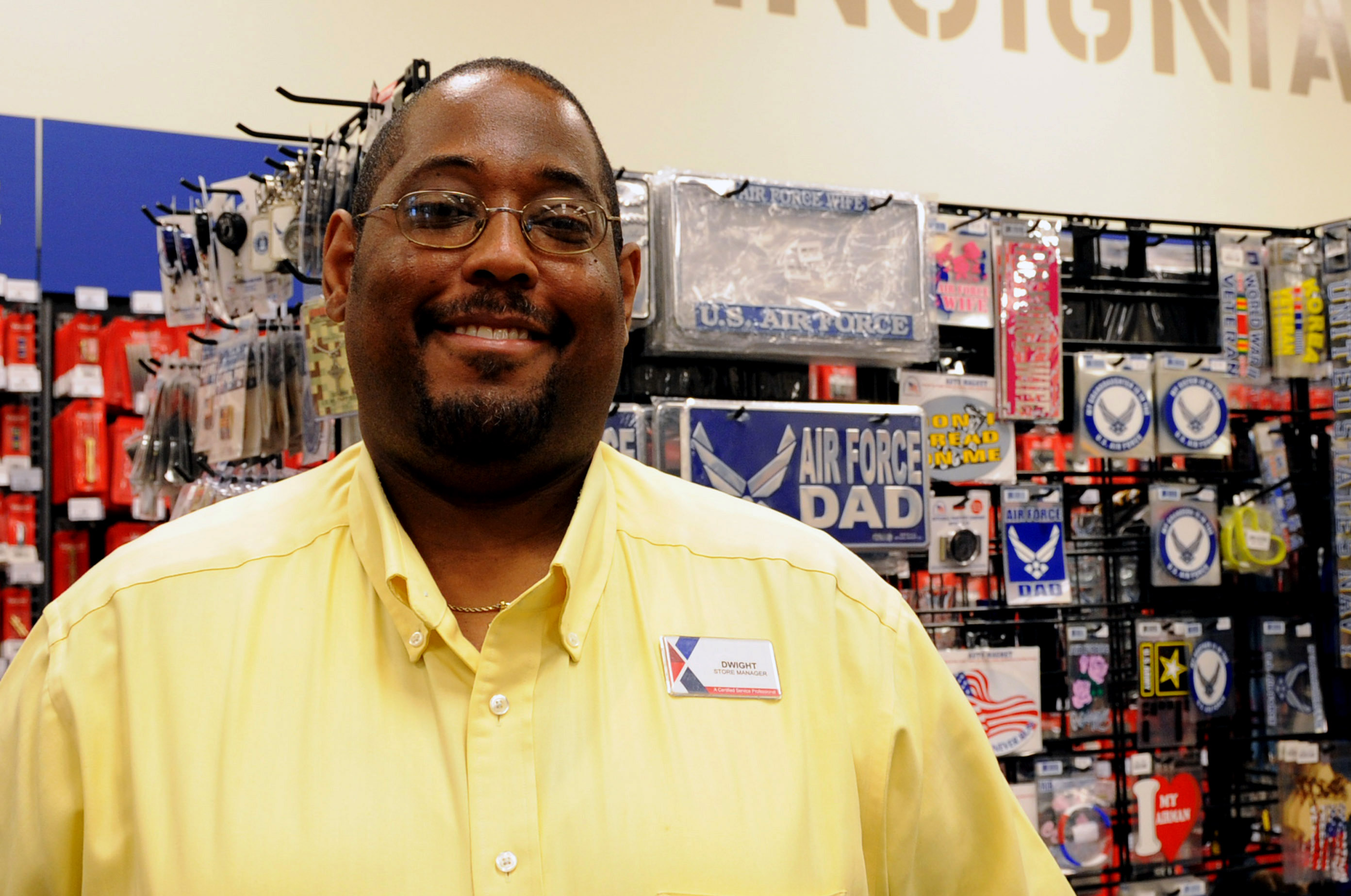 clothing sales scott afb