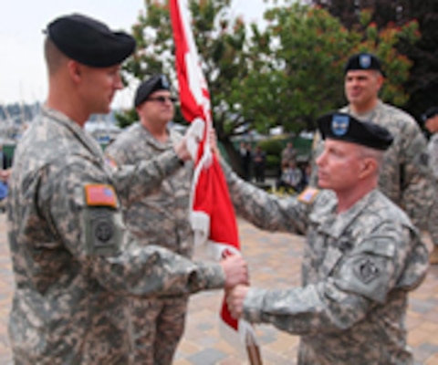 Wehr accepted the Division guidon from the Deputy Commander of the Corps of Engineers, Maj. Gen. Merdith “Bo” Temple, during the symbolic passing of the colors.