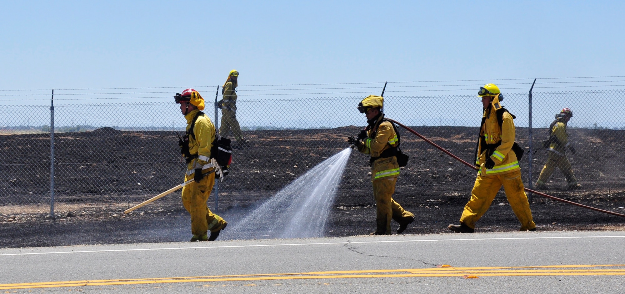 Beale firemen extinguish Doolittle Gate fire > Beale Air Force Base