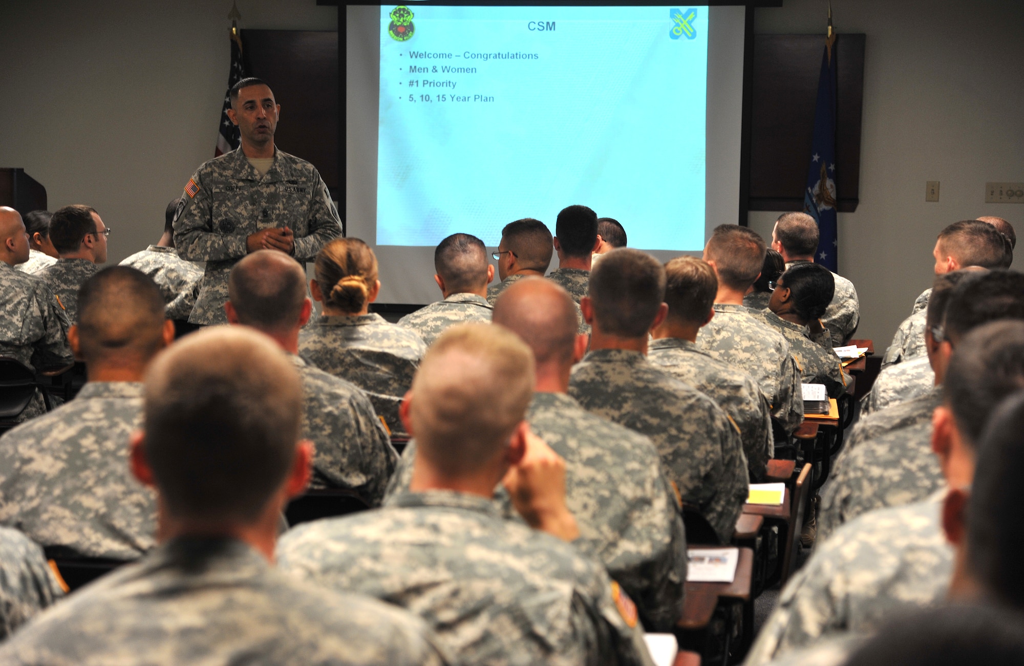 GOODFELLOW AIR FORCE BASE, Texas-- Army Command Sgt. Maj. Matildo Coppi, 344th Military Intelligence Battalion, talks to Soldiers during a newcomers briefing June 11. The Soldiers are advised on their primary responsibilities as students and service members. (U.S. Air Force photo/Airman 1st Class Michael Smith)