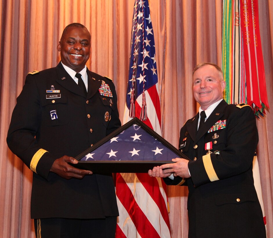 Maj. Gen. Merdith W.B. (Bo) Temple, former USACE deputy commanding general, was honored for his service to USACE and the nation during a retirement ceremony at headquarters on June 11.  Army Vice Chief of Staff Gen. Lloyd J. Austin III hosted the ceremony.