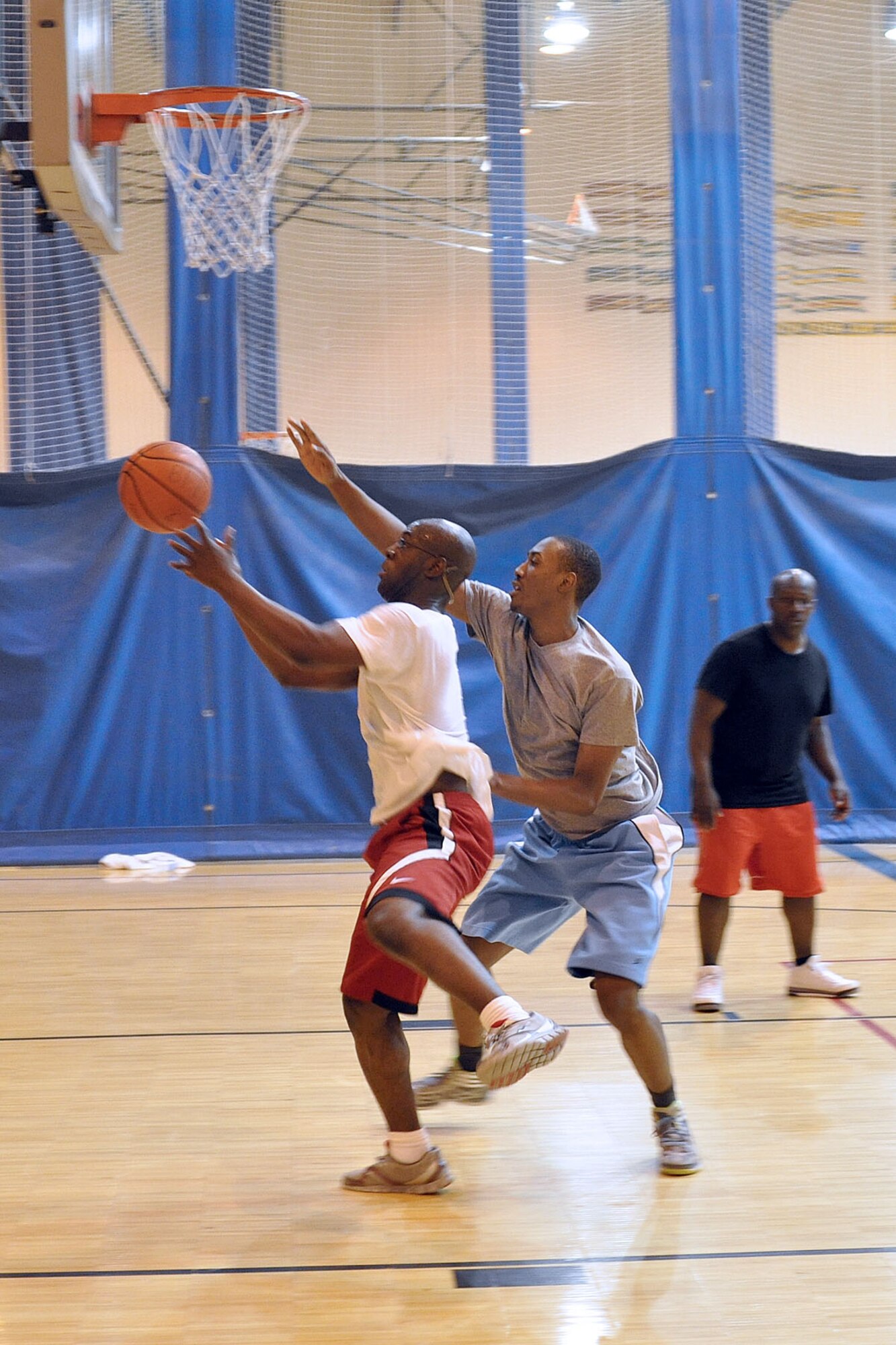 The Arctic Warrior Olympics featured a 3-on-3 basketball tournament at Buckner Physical Fitness Center. (U.S. Air Force photo/John Pennell)