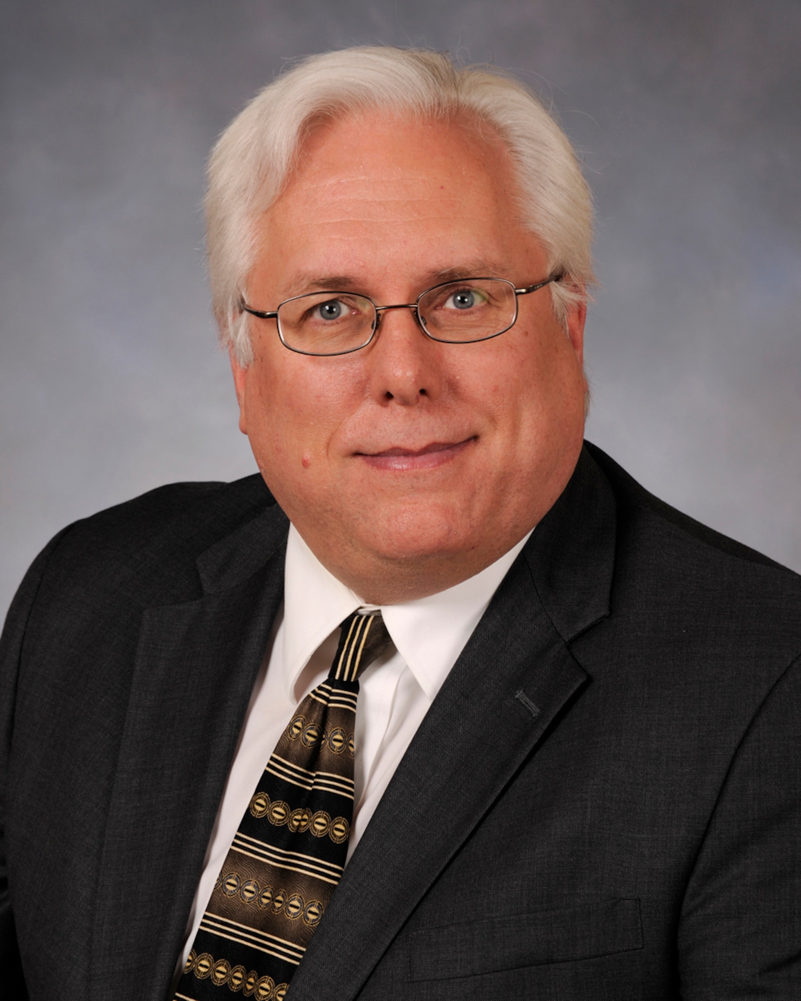Dr. Robert Hiers III (headshot)