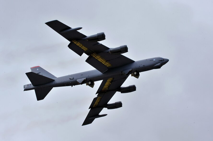 MINOT AIR FORCE BASE, N.D. – A B-52H Stratofortress takes off as part of a rapid launch during an annual exercise here June 11. As a finale for the exercise, several B-52s took off in rapid succession, signaling the end of the training mission. The exercise provides training opportunities for forces to deter, and if necessary defeat, a military attack against the United States. The rapid launch included 17 B-52s from both Minot AFB and Barksdale AFB. (U.S. Air Force photo/Senior Airman Jesse Lopez)