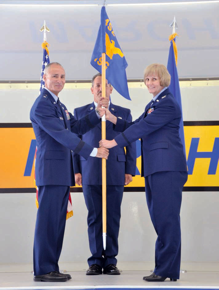 452 Msg Change Of Command Retirement Ceremonies