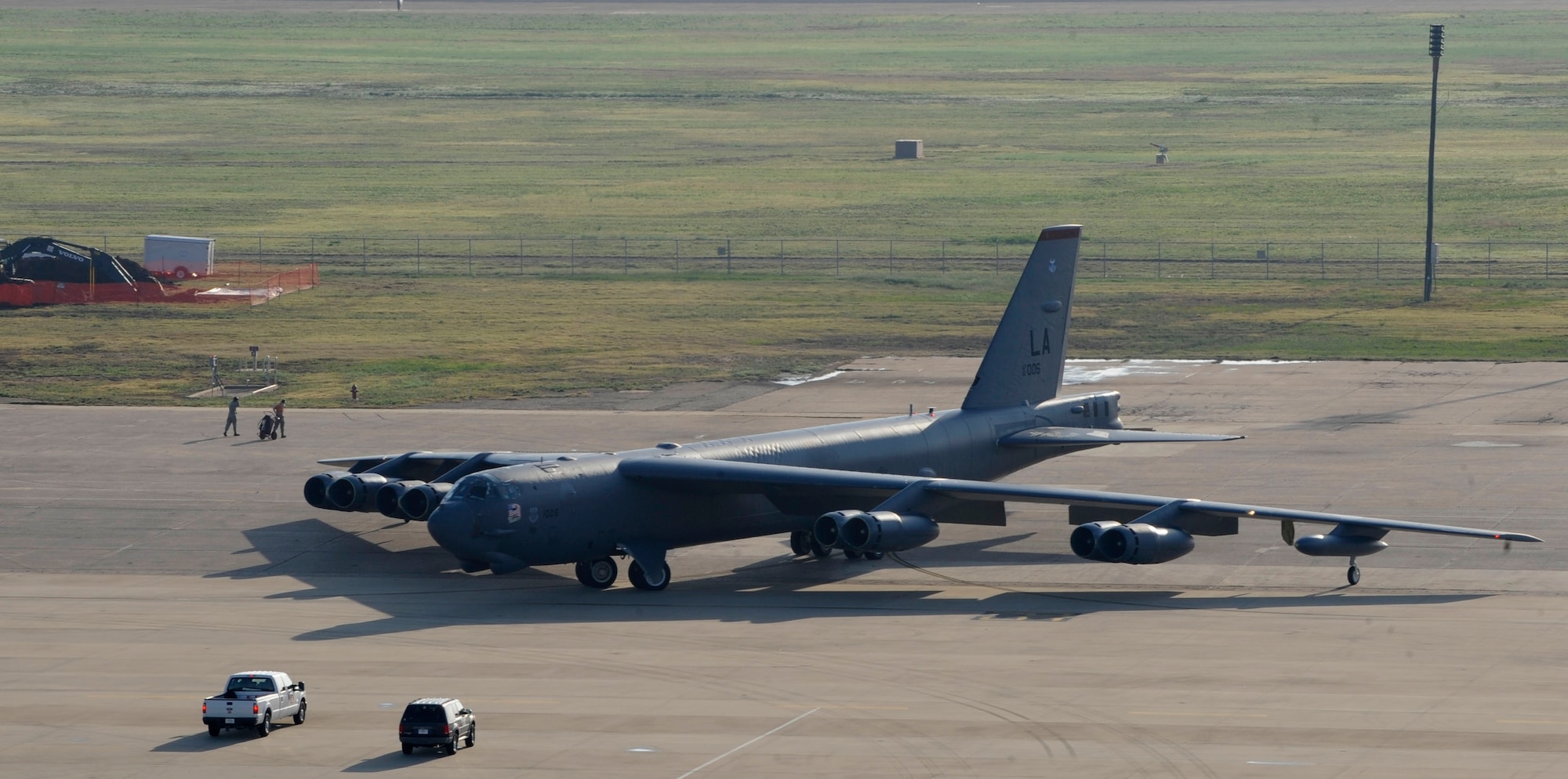A B-52H Stratofortress taxis on Barksdale Air Force Base, La., June 20. Barksdale contributed two B-52s and respective aircrew members to particapate in a 17-hour Joint Chiefs of Staff-directed exercise. The results of the exercise will be given to the Secretary of Defense and Barksdale historically receives outstanding ratings. (U.S. Air Force photo/Airman 1st Class Joseph A. Pagán Jr.)(RELEASED)