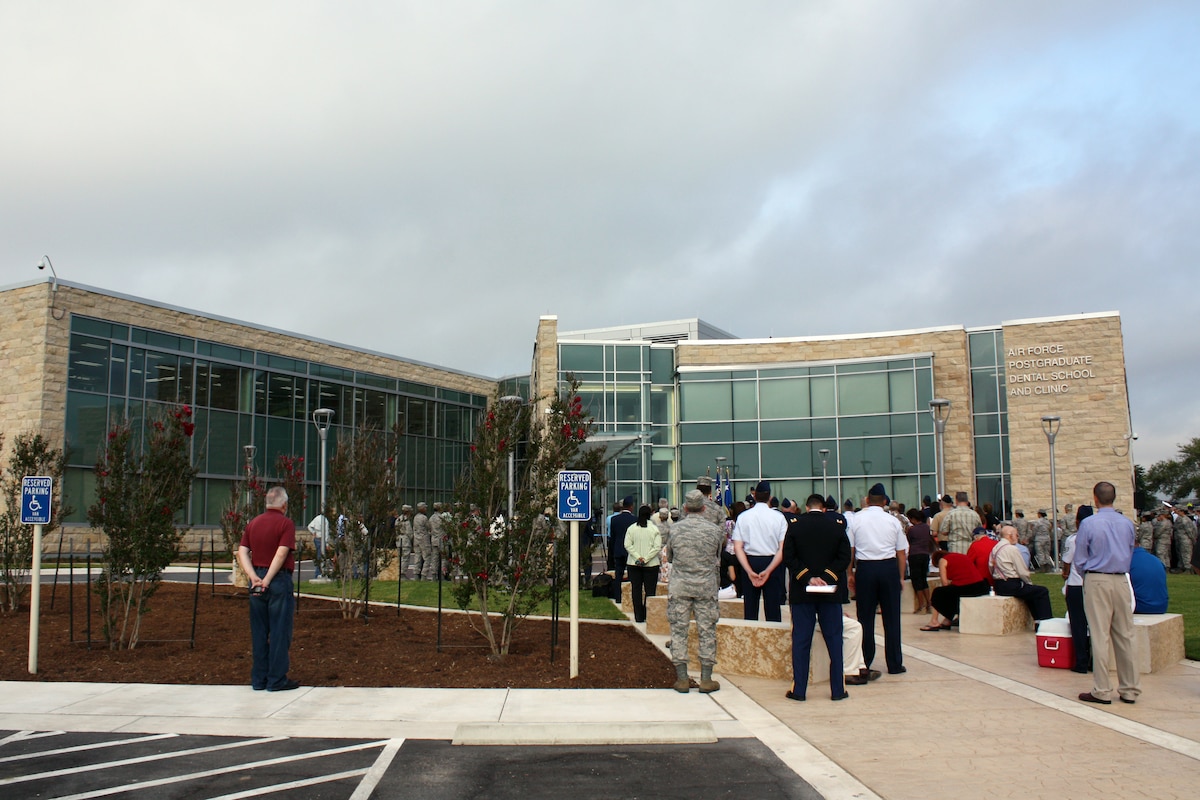 Crowds gather for the dedication of the new Air Force Postgraduate Dental School and Clinic at Joint Base San Antonio-Lackland, Texas, June 20. The school is the Air Force flagship for dental education and specialties. (U.S. Air Force photo/Will Ewing)