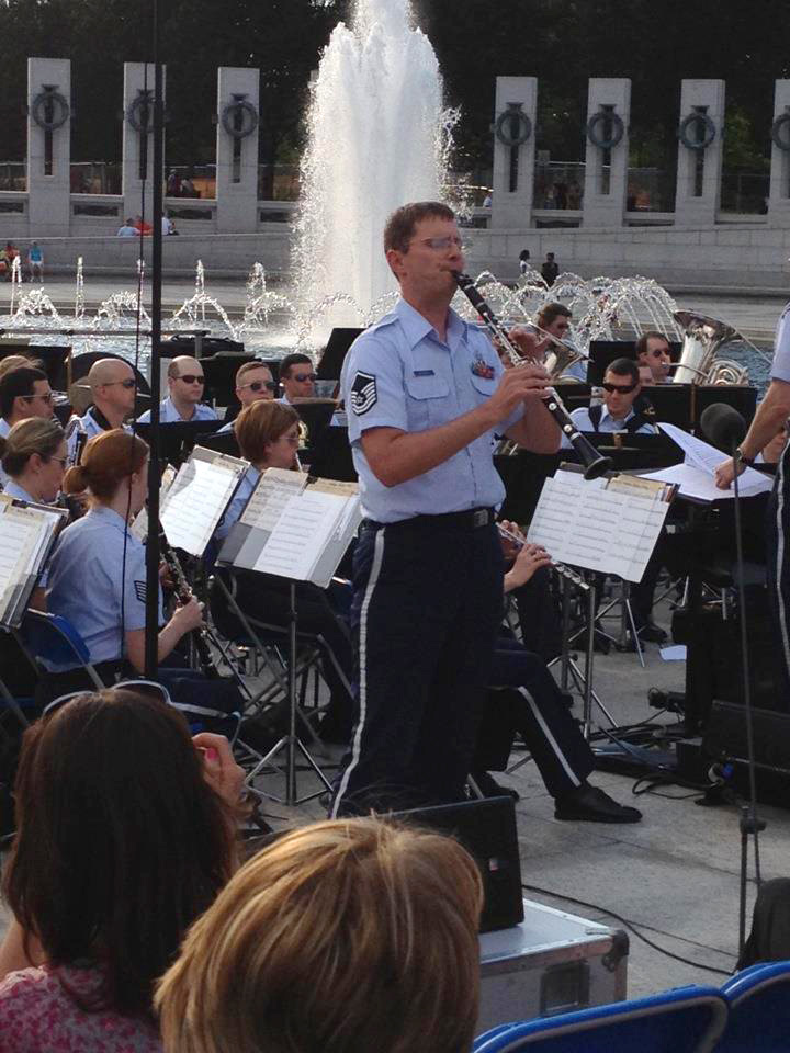 Master Sgt. Brian McCurdy performs a Benny Goodman medley "Memories of You" at the World War II Memorial (Photo by Amy McCurdy)
