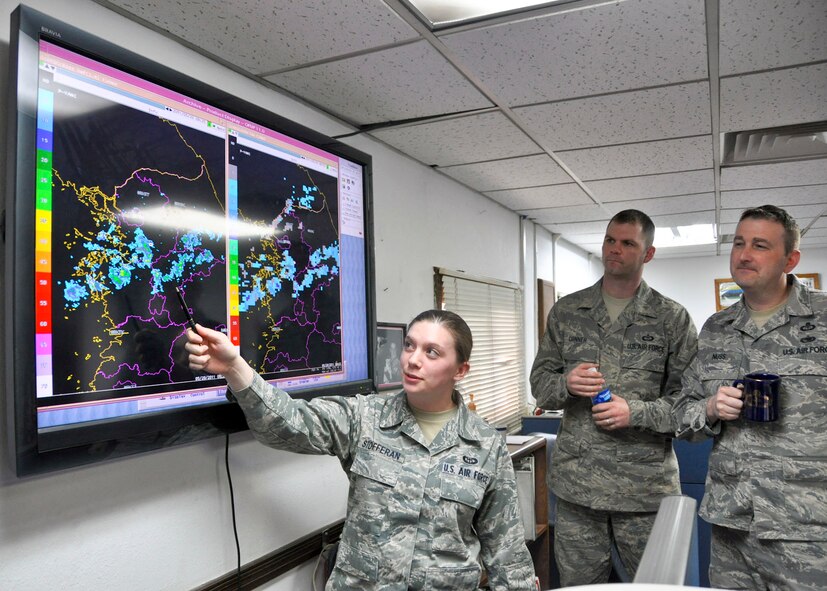 Senior Airman Clarissa Stofferan, 51st Operations Support Squadron weather forecaster, analyzes a radar for potential thunderstorms March 1, 2012. The forecasters here keep pilots informed on the most up-to-date weather information to keep them safe. (U.S. Air Force photo/Staff Sgt. Stefanie Torres)