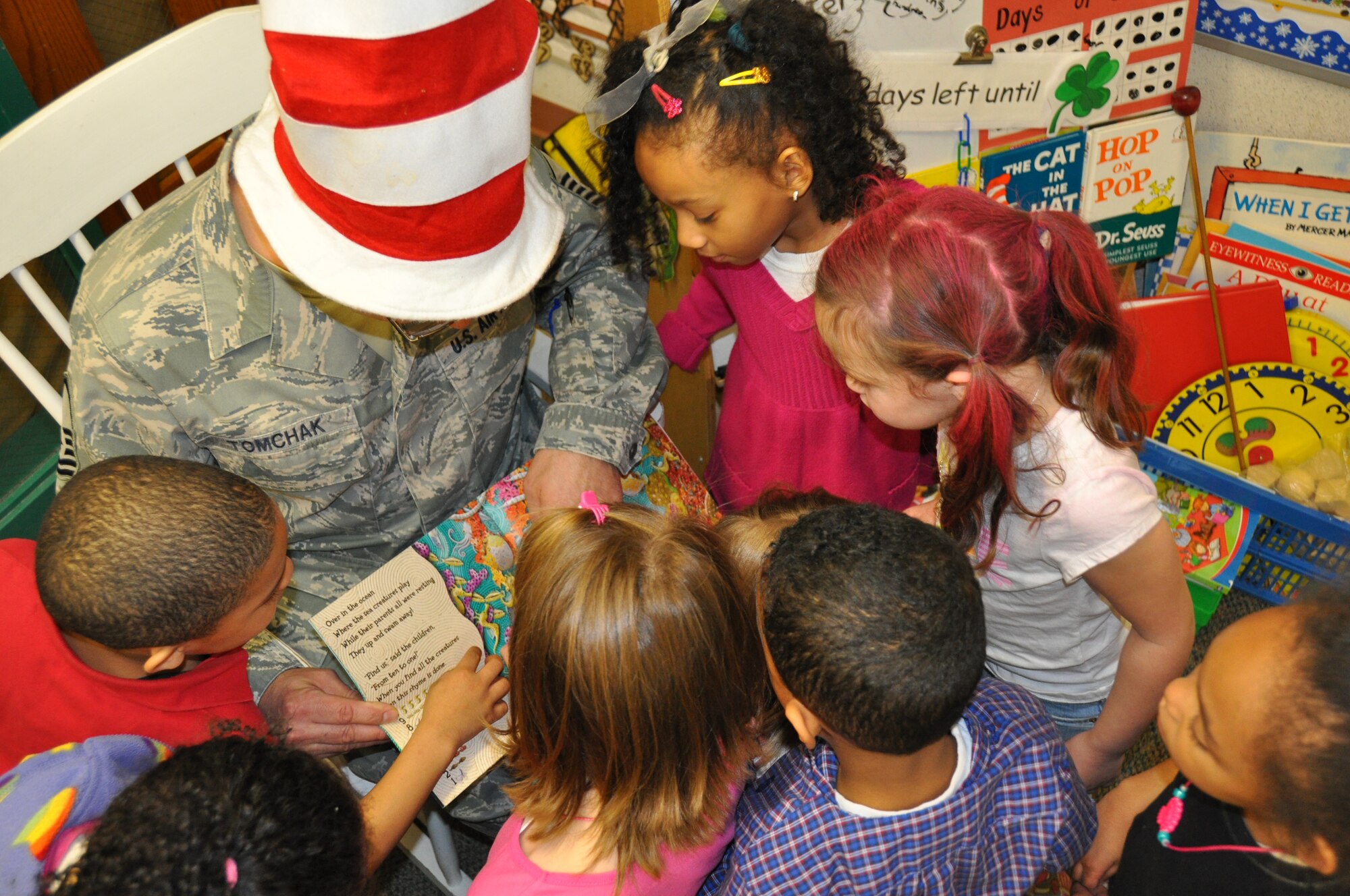JOINT BASE MCGUIRE-DIX-LAKEHURST, N.J. - Master Sgt. Anthony Tomchak is one of several Reserve Airmen who volunteered March 2 to read to students at New Hanover School in Wrightstown, N.J as part of Read Across America; a nationwide reading celebration that takes place annually on Dr. Seuss’s birthday. (U.S. Air Force photo/Master Sgt. Donna T. Jeffries)