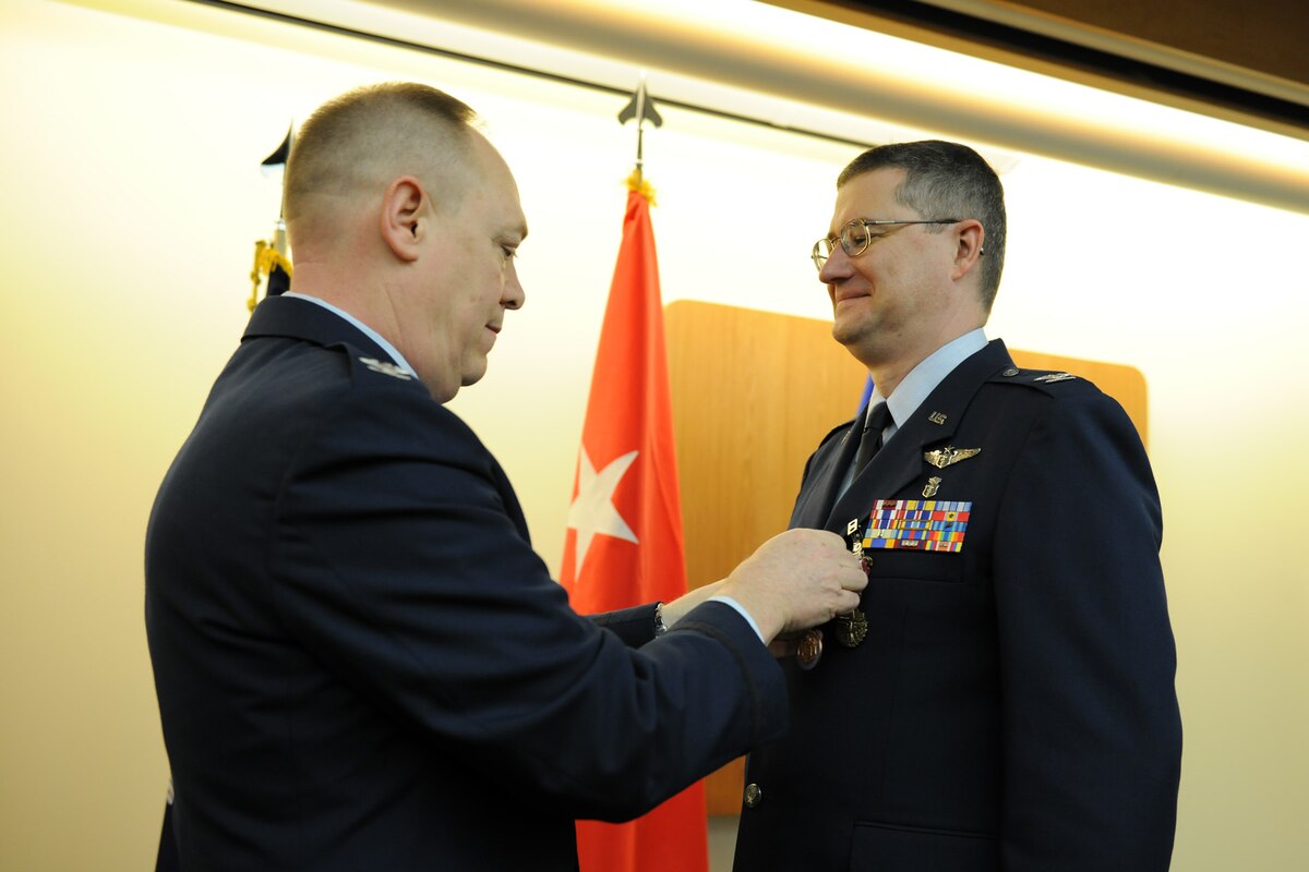 New York State Air Surgeon Retires 174th Attack Wing Article Display
