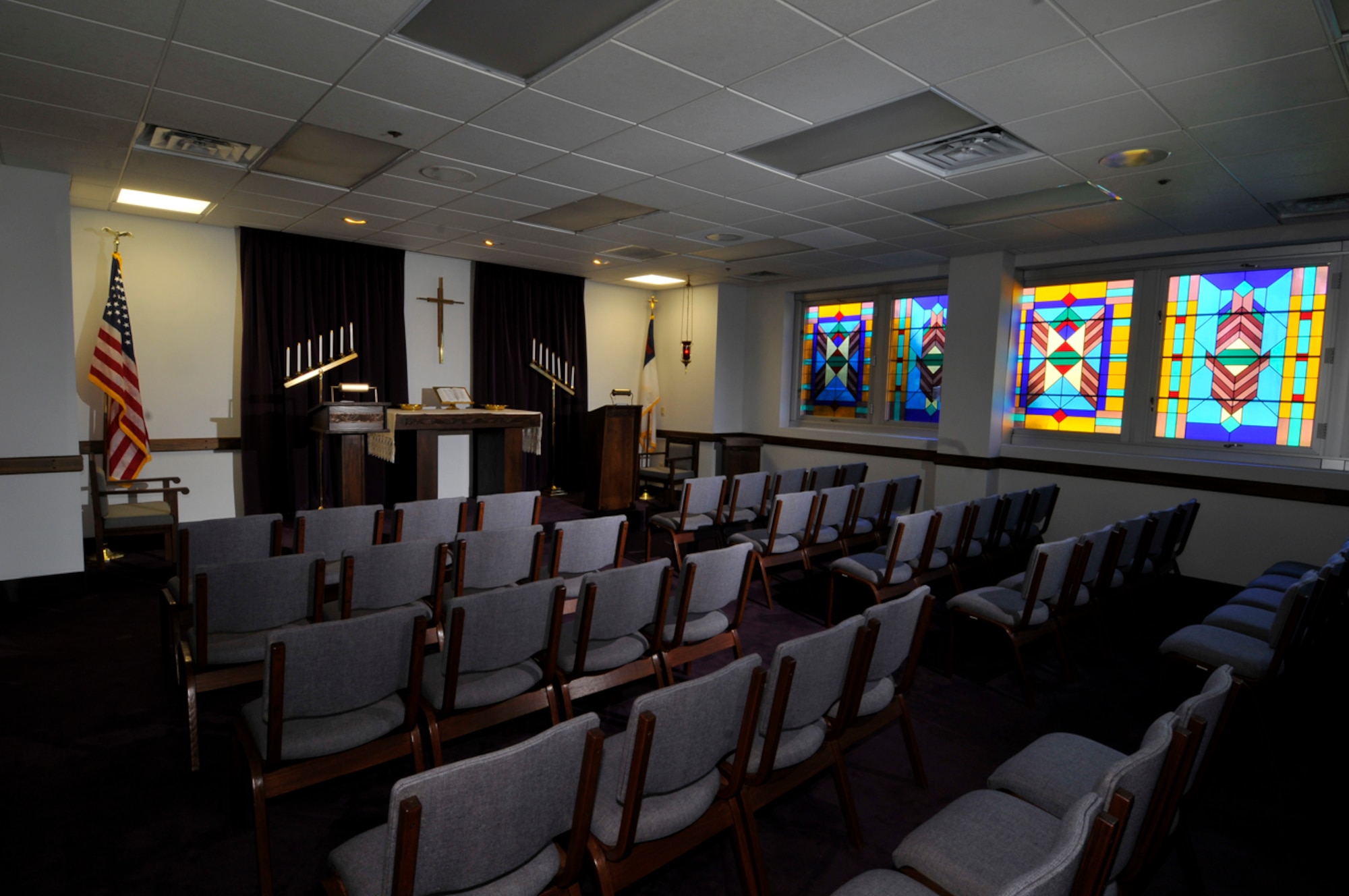 The AEDC chapel in the A&E Building provides a quiet environment for prayer or reflection 24/7. (Photo by Rick Goodfriend)