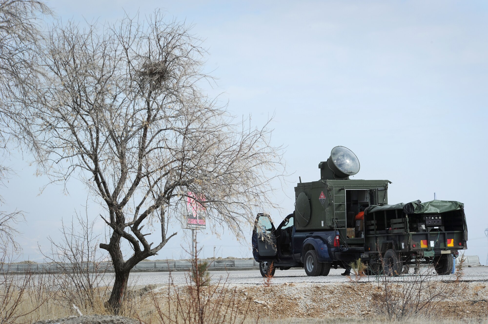 KONYA, Turkey – A tactical radar threat generator is parked beside a highway during Anatolian Falcon 2012 in Konya, Turkey, March 8. Polygone team members operated the radar throughout the exercise to provide a simulated enemy ground threat capability to the participating aircraft. (U.S. Air Force photo/Staff Sgt. Benjamin Wilson)