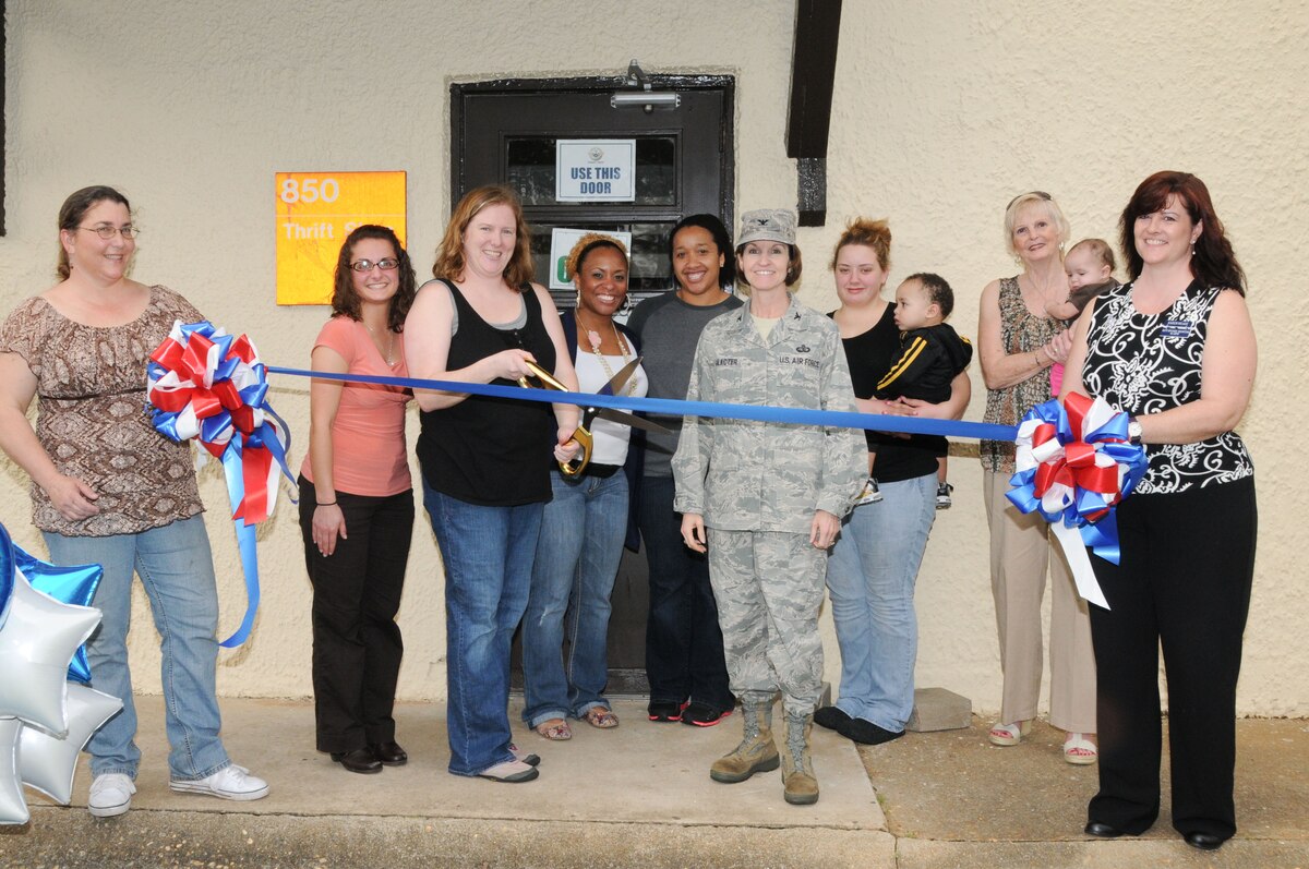 Gunter thrift shop reopens > Maxwell Air Force Base > Display