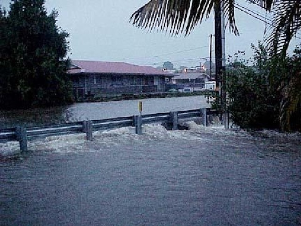 Alenaio Stream, Big Island