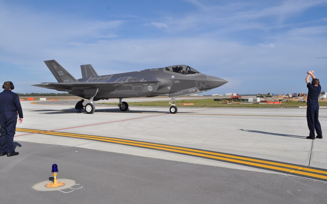 Eglin AFB prepares to train F35 pilots, maintainers