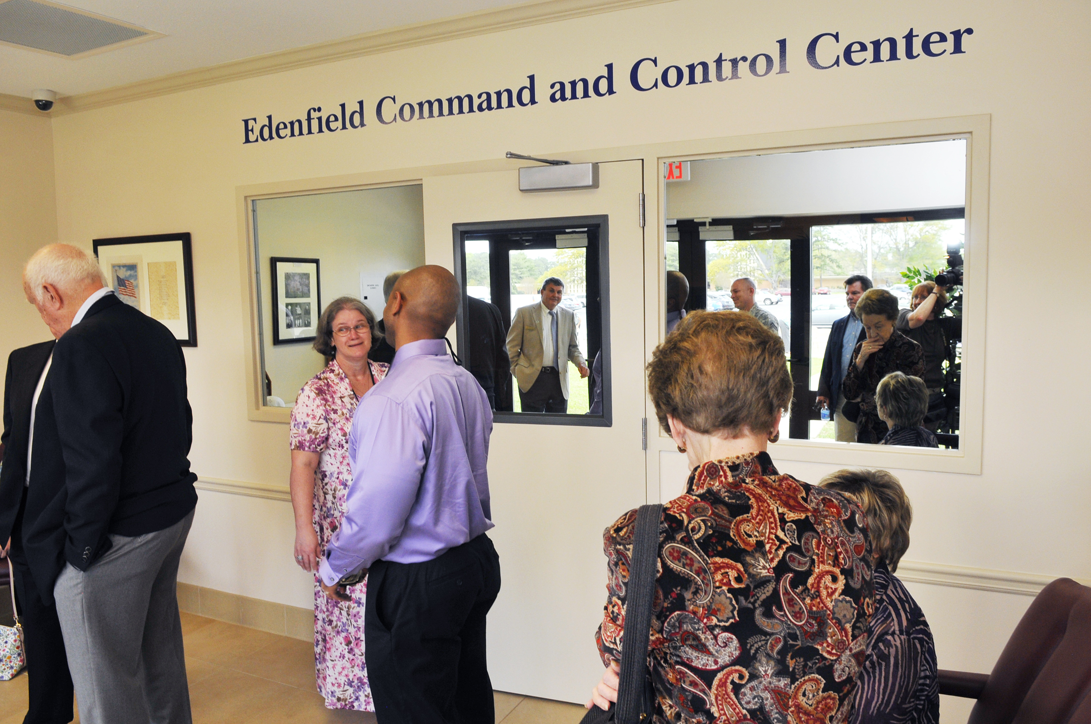 Command Post building dedicated to former commander > Robins Air Force ...