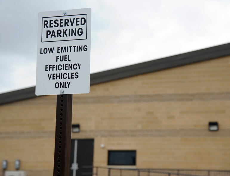 LAUGHLIN AIR FORCE BASE, Texas – One of the new sign posts designating the low emissions and fuel efficient vehicle parking recently opened at the education center here. The four new spaces are the latest investment by the 47th Civil Engineer Squadron to make the education center certifiable under the Leadership in Energy and Environmental Design guidelines. (U.S. Air Force photo/Airman 1st Class Nathan L. Maysonet)