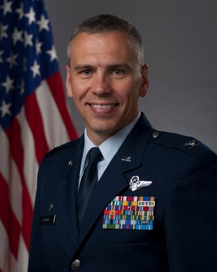 Col. Robert Buente (U.S. Air Force photo)