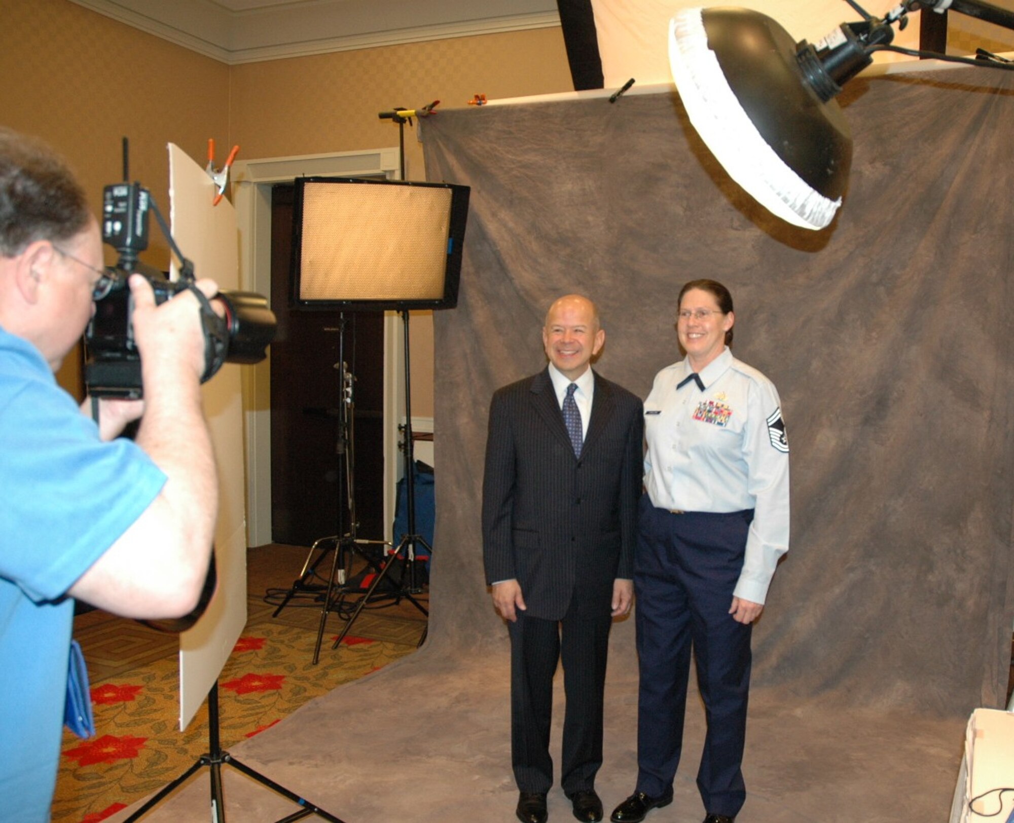 Senior Master Sgt. Nancy Hinojosa, a 940th Wing Reservist from Beale Air Force Base, Calif., poses for an official photo with Federal Aviation Administration Administrator, Michael Huerta, during the 2012 International Women in Aviation Conference in Dallas, Texas, March 8-10.  Huerta was a keynote speaker at the 23rd annual event that attracted more than 3,300 participants from across the globe. (U.S. Air Force photo/Dana Lineback)