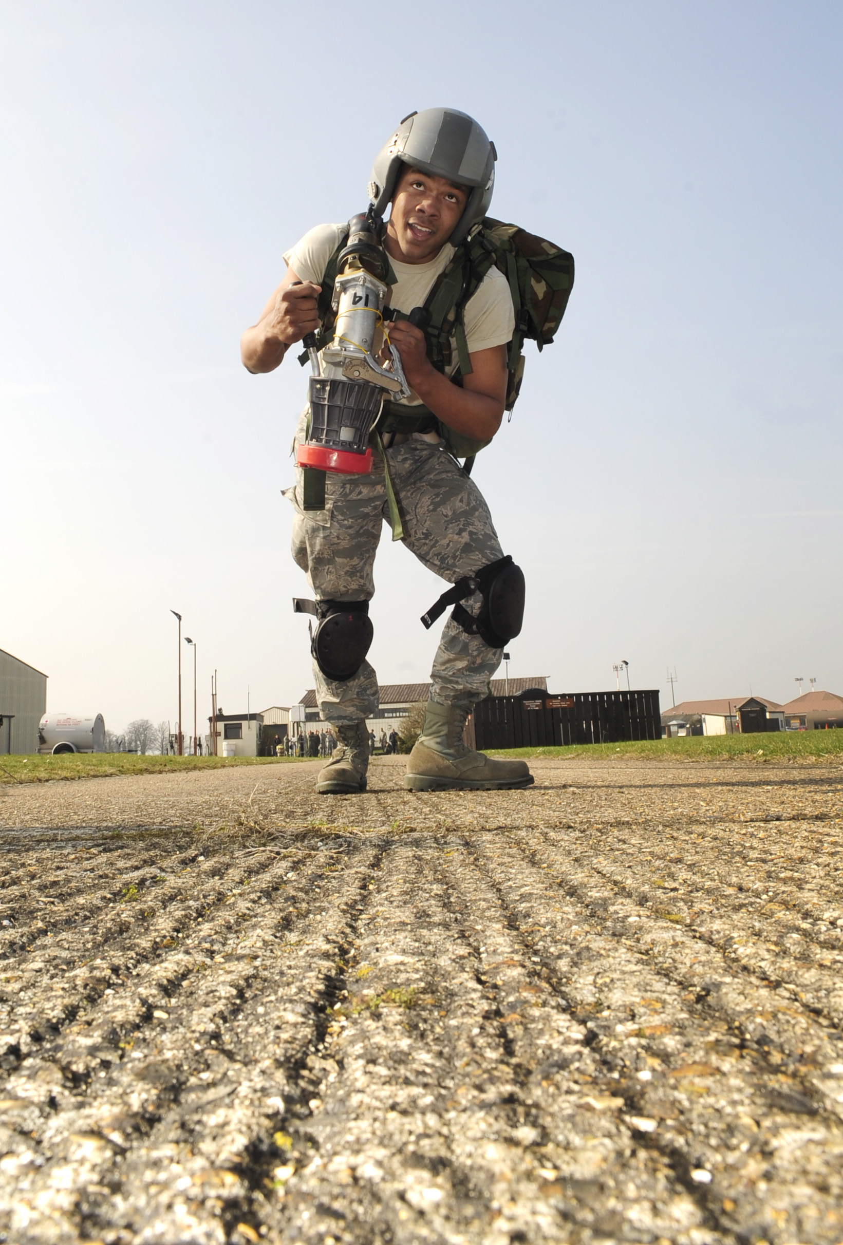 Topnotch fuels professionals show importance of FARP team > Royal Air