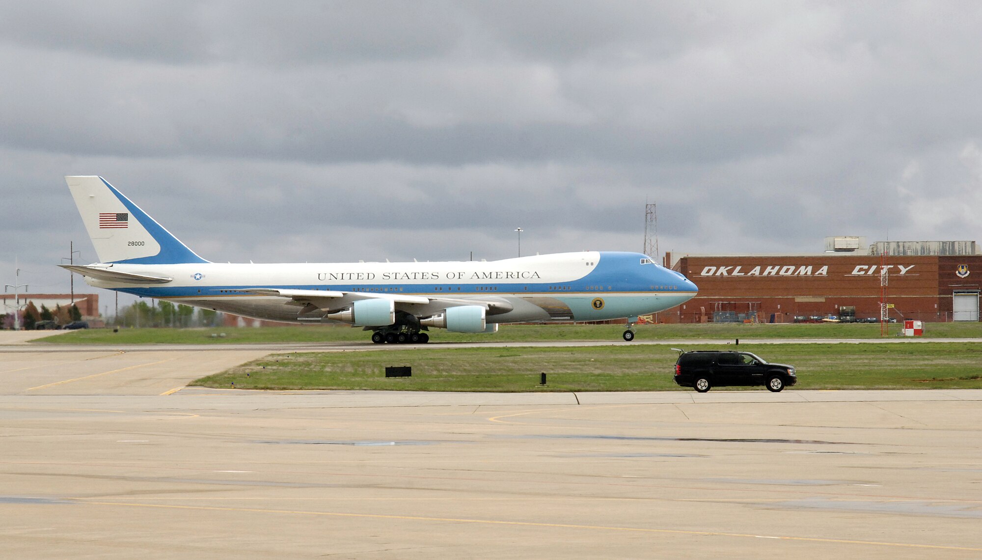 The president’s visit also provided sustainment personnel a chance to get a firsthand look at a very important aircraft they support. Maintenance of the VC-25A — commonly known as “Air Force One” — is managed by a small contingent of professionals in the Contractor Logistics Support Sustainment Division in the Oklahoma City Air Logistics Center. The team is comprised of program managers, equipment specialists, engineers, contracting officers, and a flight manual manager. From support equipment to spare parts, upgrades to modifications, carpet to paint, avionics to communications, the team is responsible for all aspects of the aircraft. (Air Force photos by Margo Wright)
