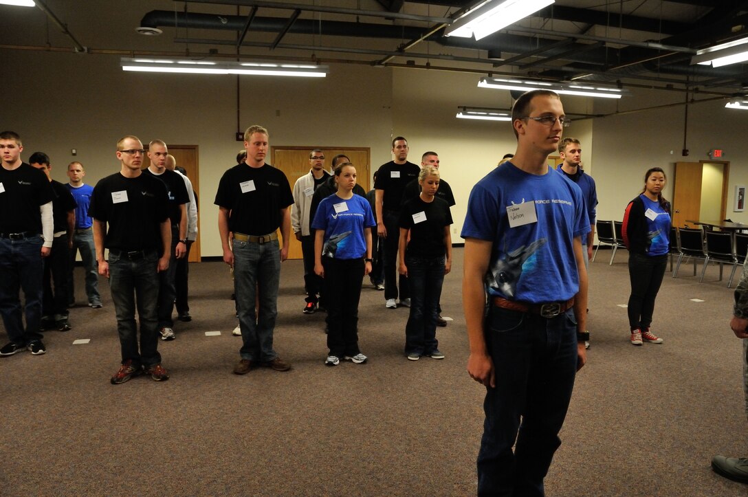 Developmental Training Flight participants practice facing movements, Mar. 31.  The 934th Airlift Wing?s DTF was initiated to familiarize delayed-entry program participants with aspects of military life, including formations, customs and courtesies, and dress and appearance. Minneapolis-St. Paul Air Reserve Station, Minn. (U.S. Air Force photo by Tech Sgt. Bob Sommer)