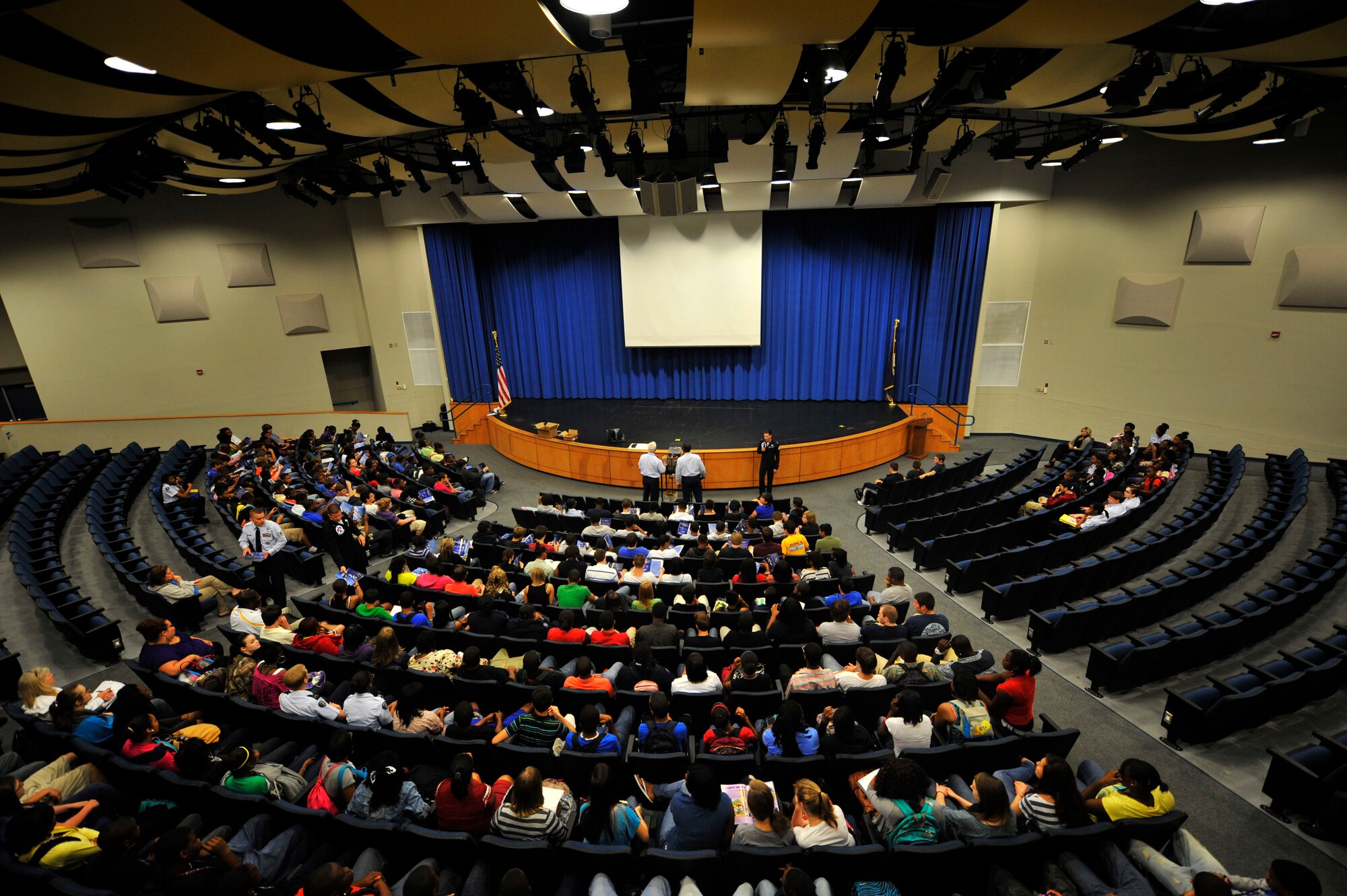 U.S. Air Force Capt. Nicholas Holmes, U.S. Air Force Air Demonstration Team "Thunderbirds" slot pilot, speaks to students at Sumter High School about his career and the many opportunities that the Air Force offers while visiting Sumter, S.C. on May 4, 2012.  The Thunderbirds are performing at Shaw Air Force Base during the base's Shaw Air Expo held May 5 - 6. (U.S. Air Force photo by Airman Nicole Sikorski/Released)